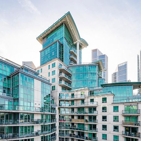 Riverside 2-Bedroom Apartments 런던 외부 사진
